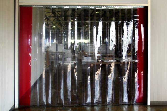 Стрічкові ПВХ завіси на склад