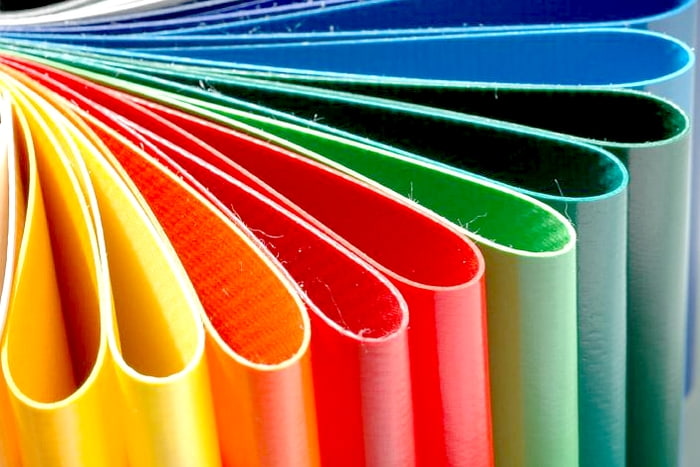 TOП-7 кращих тканин для водонепроникного тенту фото