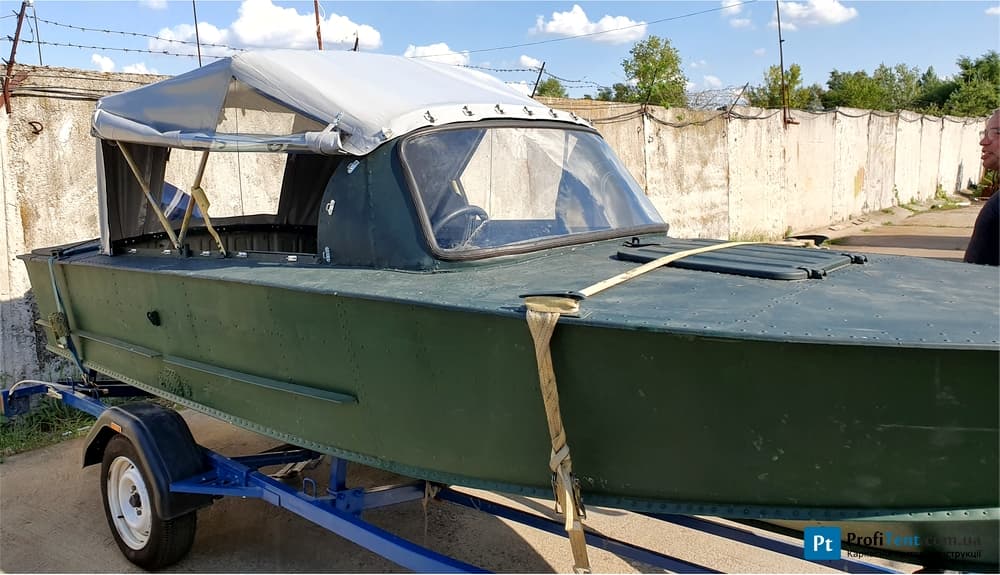 Ходовий тент на човен
