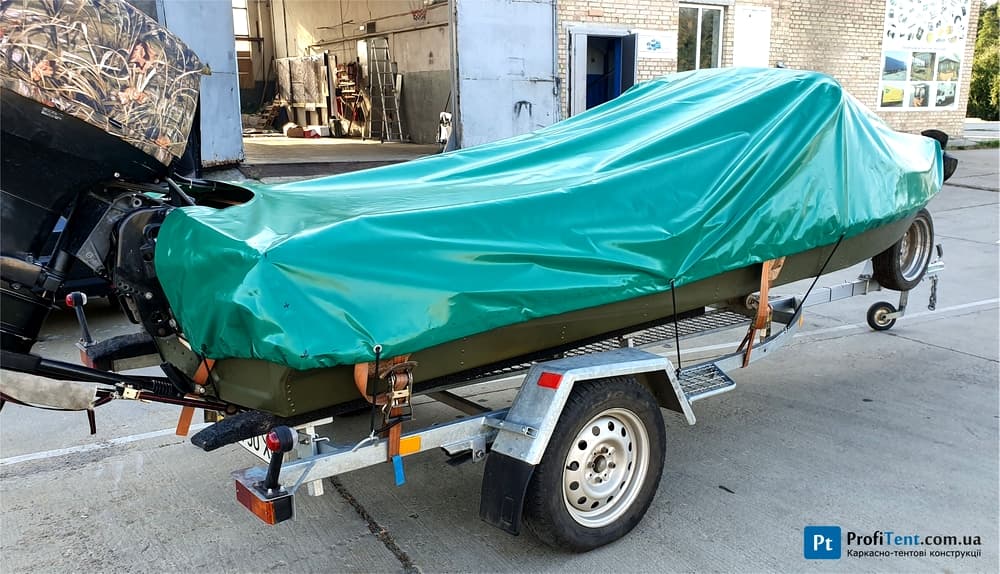 Транспортувальний тент на човен