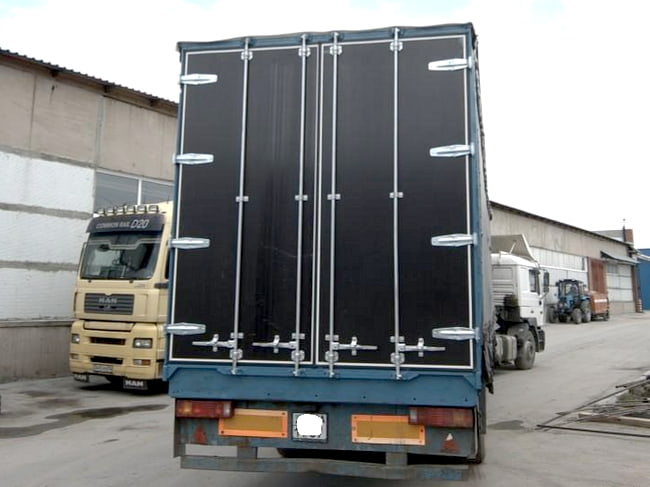 Изготовление ворот на полуприцеп фото