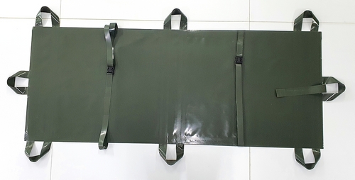 Мягкие носилки с двумя ремнями для фиксации туловища