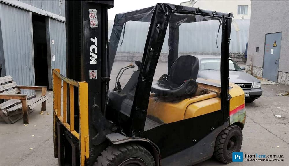 Кабина из ПВХ для погрузчика